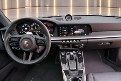 Porsche 911 Coupé Sport Classic (9)