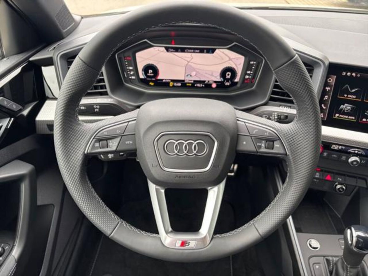 Audi A1 allstreet 30 1.0 tfsi Business 116cv s tronic (16)