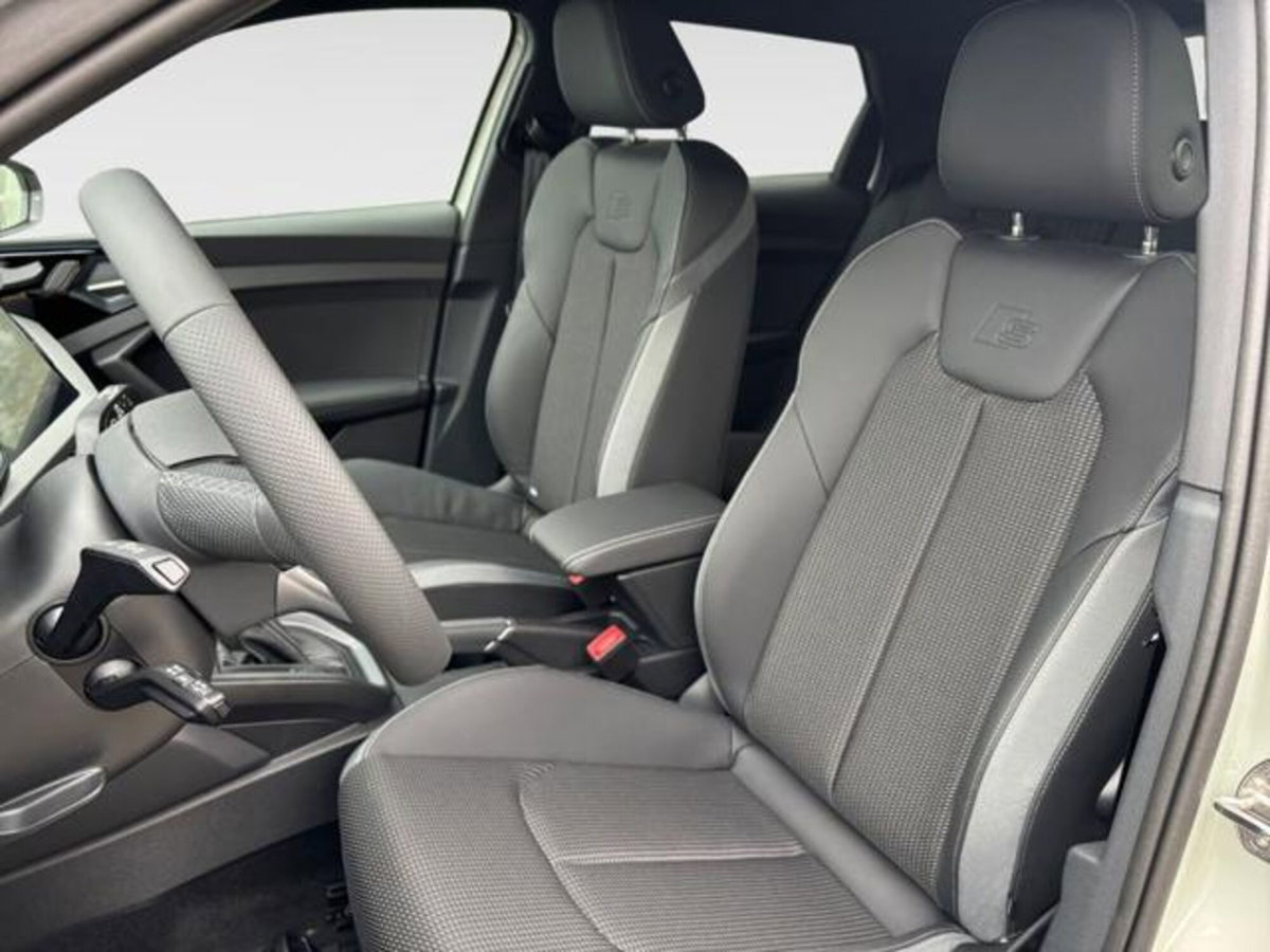 Audi A1 allstreet 30 1.0 tfsi Business 116cv s tronic (7)