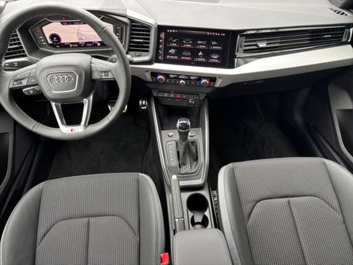 Audi A1 allstreet 30 1.0 tfsi Business 116cv s tronic (9)