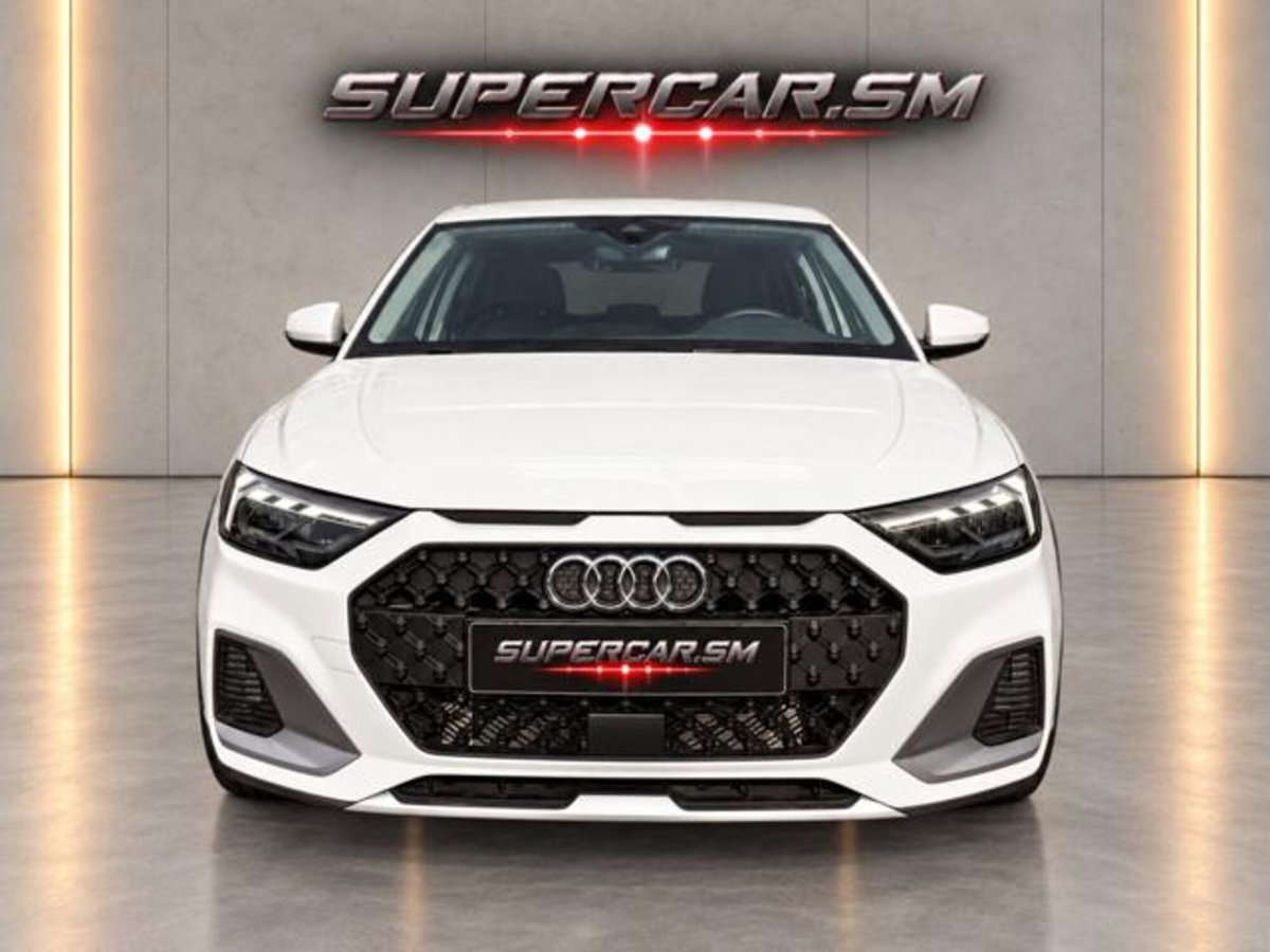 Audi A1 allstreet 30 1.0 tfsi Business 116cv (3)
