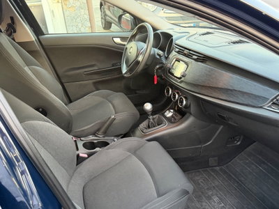 Alfa Romeo Giulietta 1.6 JTDm Business 120cv (10)