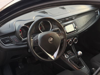 Alfa Romeo Giulietta 1.6 JTDm Business 120cv (12)