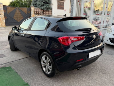 Alfa Romeo Giulietta 1.6 JTDm Business 120cv (3)