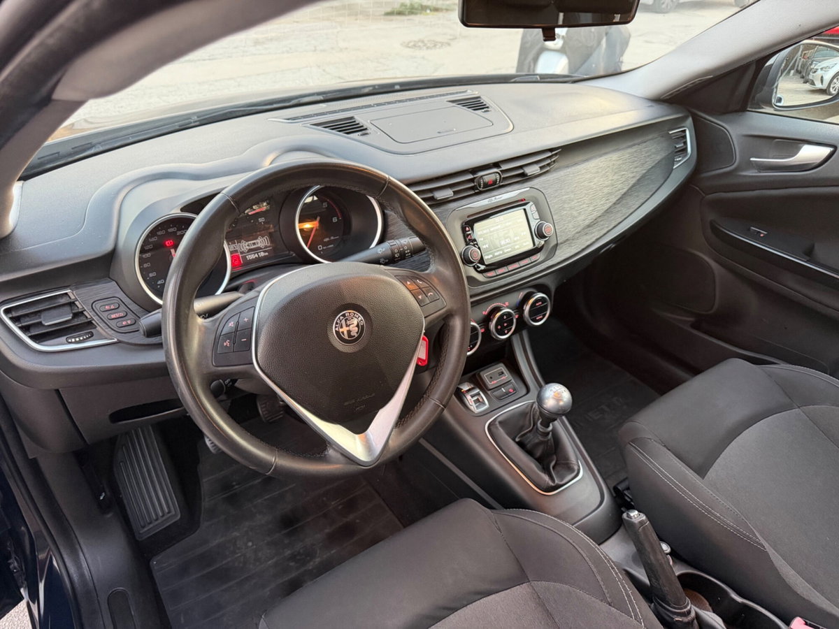 Alfa Romeo Giulietta 1.6 JTDm Business 120cv (7)