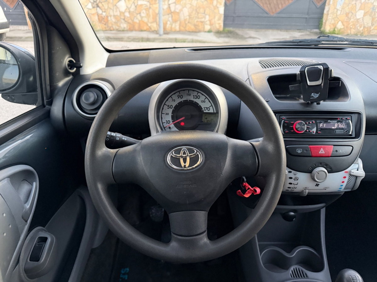 Toyota Aygo 1.0 12V VVT-i 3 porte Now GPL (10)