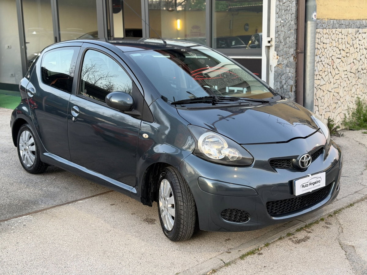 Toyota Aygo 1.0 12V VVT-i 3 porte Now GPL (3)