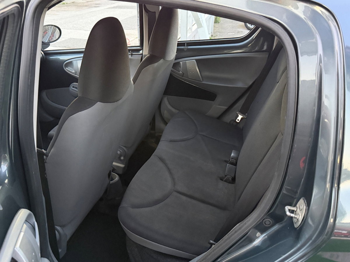 Toyota Aygo 1.0 12V VVT-i 3 porte Now GPL (6)
