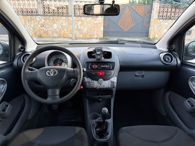 Toyota Aygo 1.0 12V VVT-i 3 porte Now GPL (9)