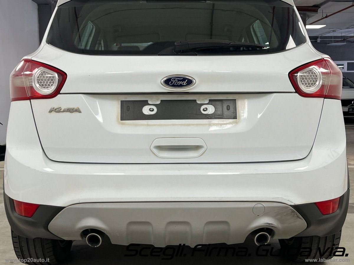 Ford Kuga 2.0 TDCI 140 CV 2WD Titanium (17)