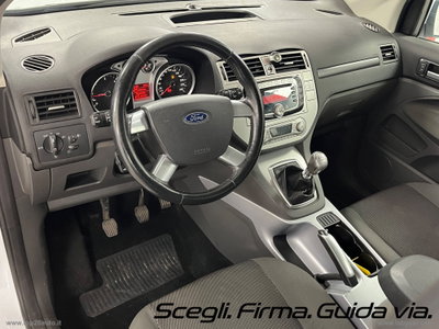 Ford Kuga 2.0 TDCI 140 CV 2WD Titanium (7)