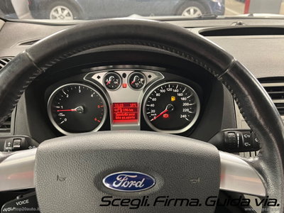Ford Kuga 2.0 TDCI 140 CV 2WD Titanium (9)