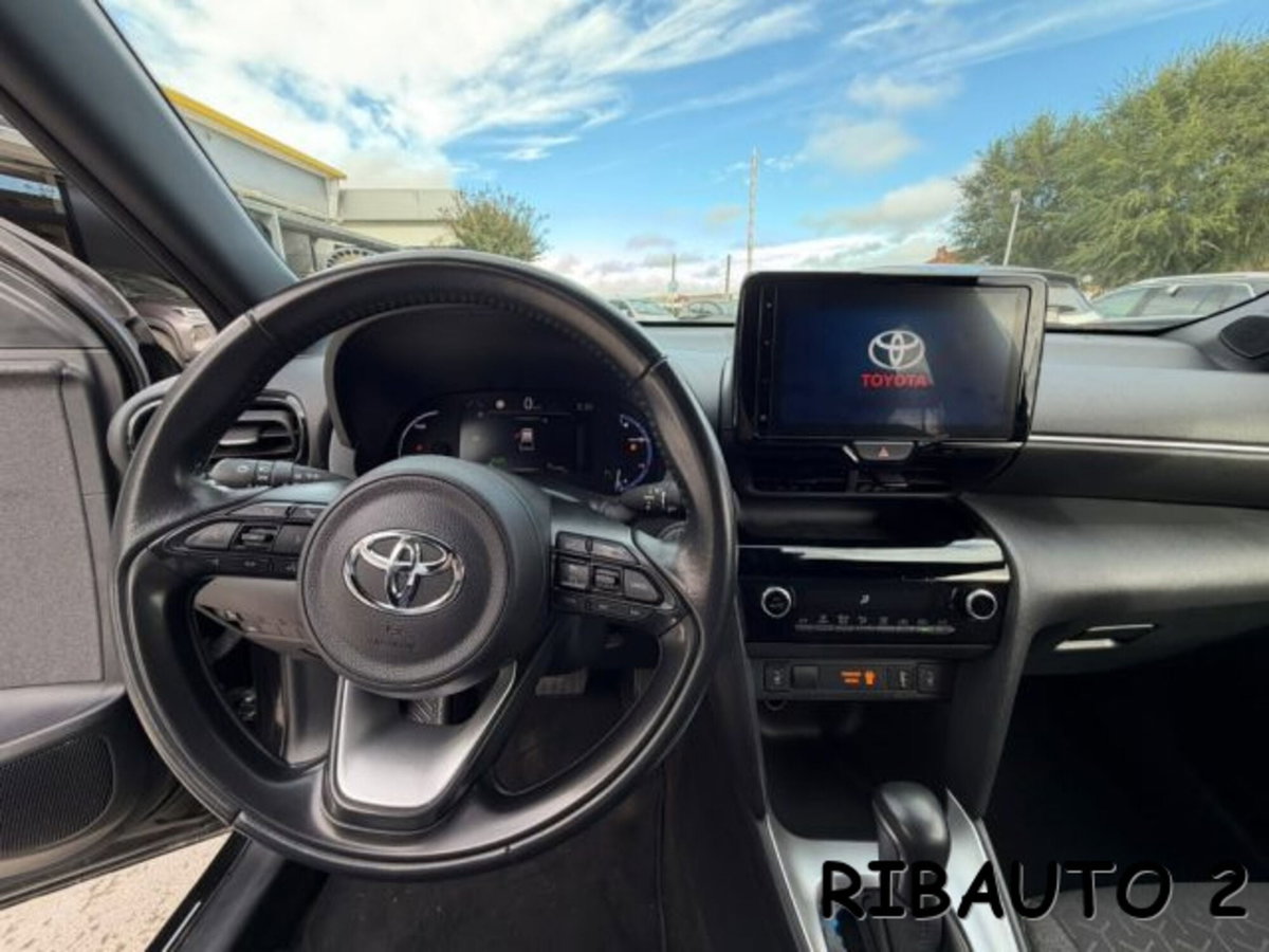Toyota Yaris Cross 1.5 Hybrid 5p. E-CVT Trend (15)