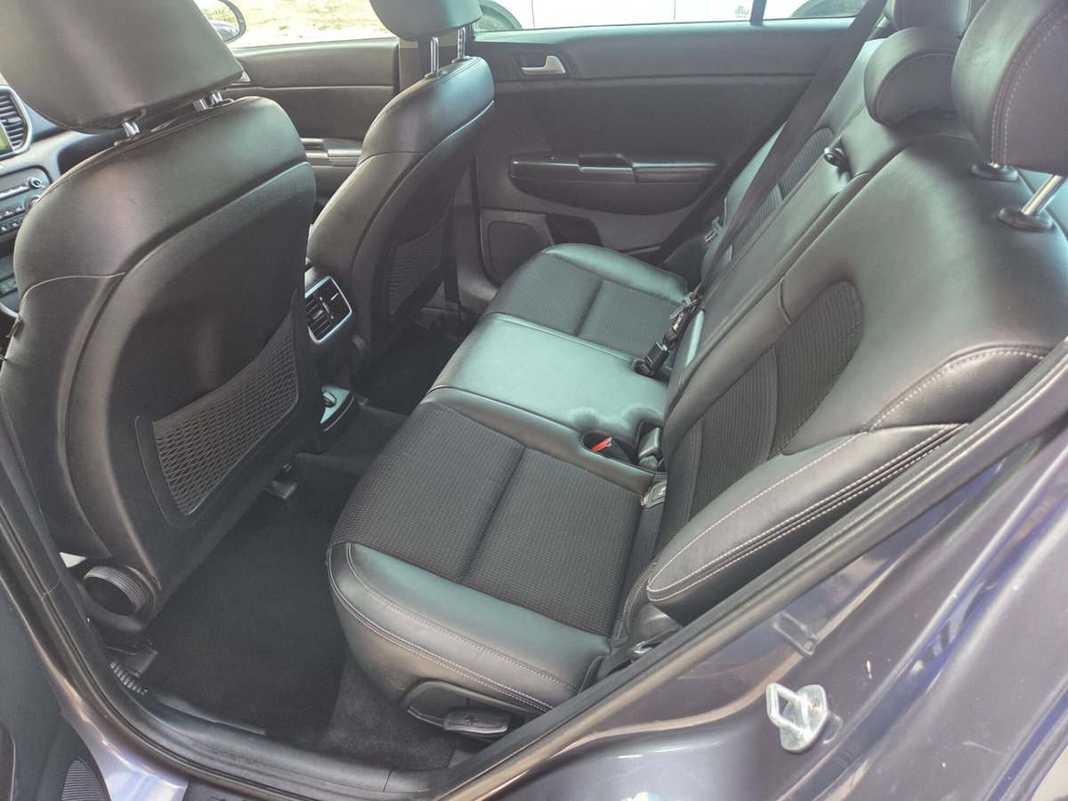 Kia Sportage 1.7 CRDI 2WD Active (13)