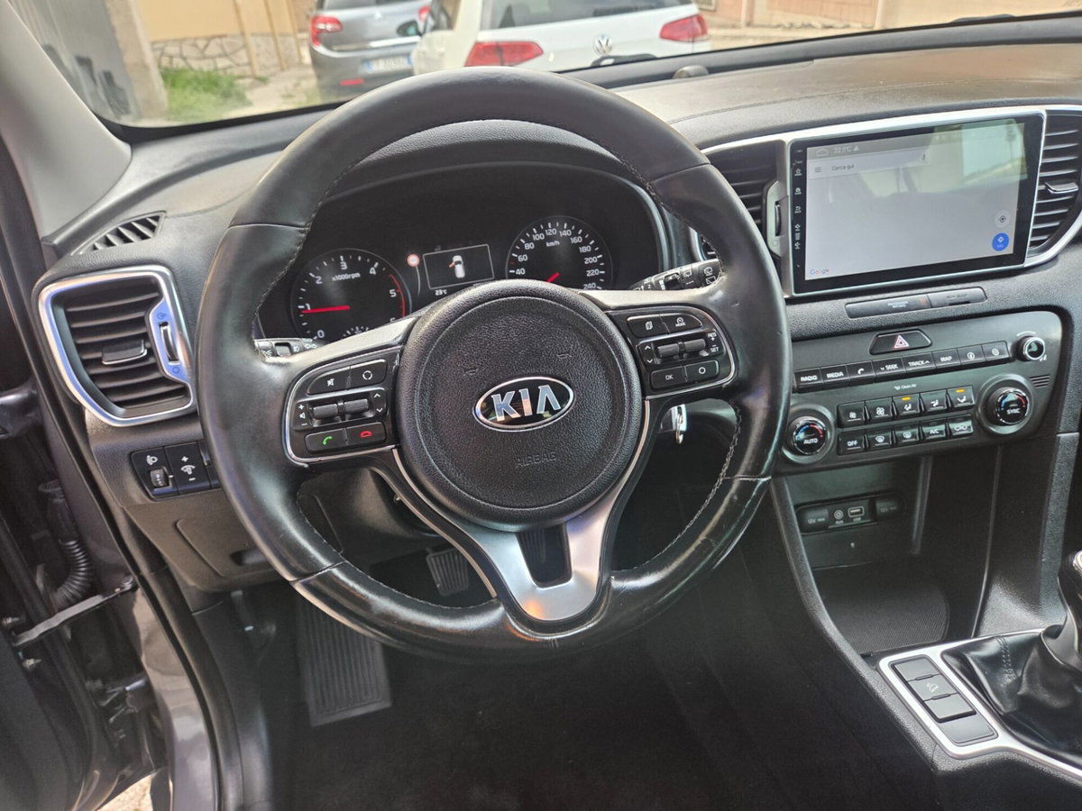Kia Sportage 1.7 CRDI 2WD Active (18)
