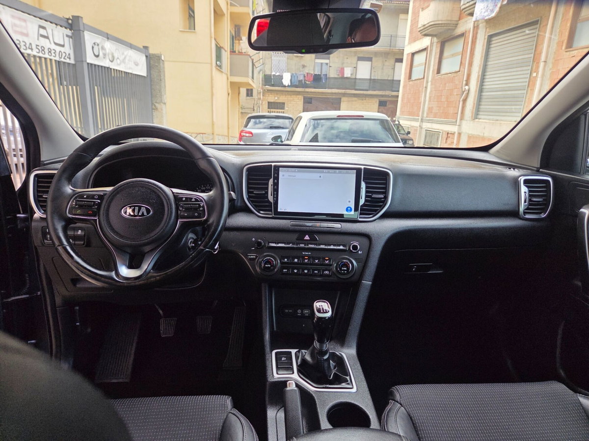 Kia Sportage 1.7 CRDI 2WD Active (9)