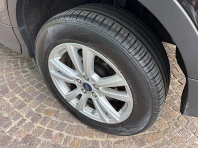 Ford Kuga 1.5 TDCI 120 CV S&S 2WD Titanium (16)