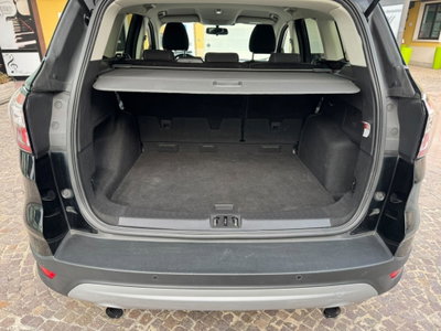 Ford Kuga 1.5 TDCI 120 CV S&S 2WD Titanium (17)