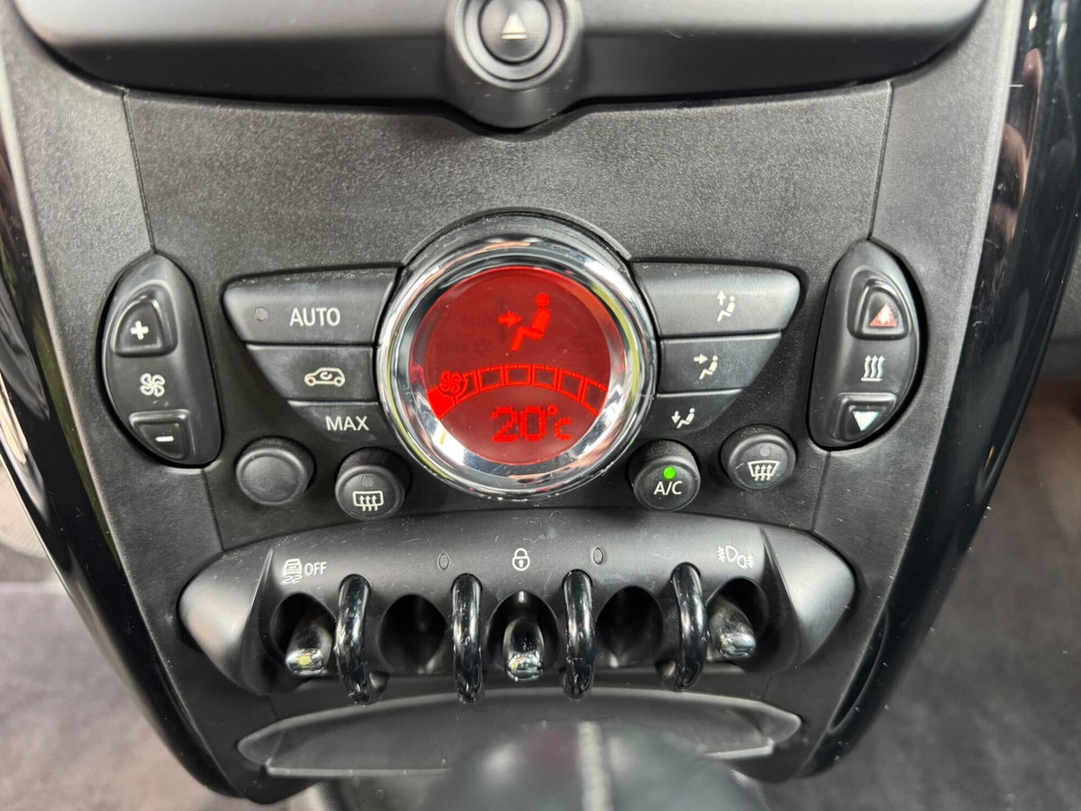 MINI Mini Countryman 2.0 Cooper D Countryman Automatica (14)
