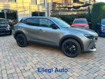 Alfa Romeo Junior 1.2 ibrida 145cv edct6 (5)