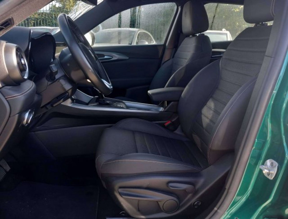 Alfa Romeo Tonale Tonale 1.5 160 CV MHEV TCT7 Ti (8)