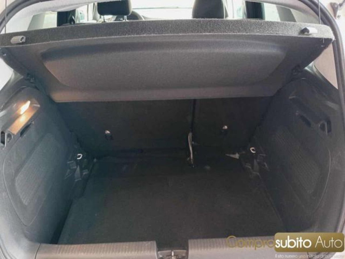 Opel Crossland X 1.2 12V Innovation (13)