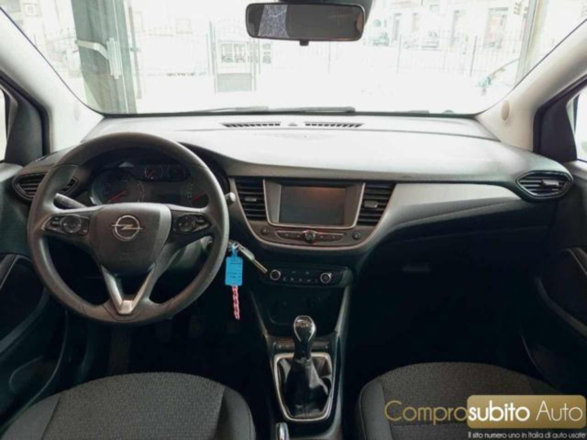 Opel Crossland X 1.2 12V Innovation (9)