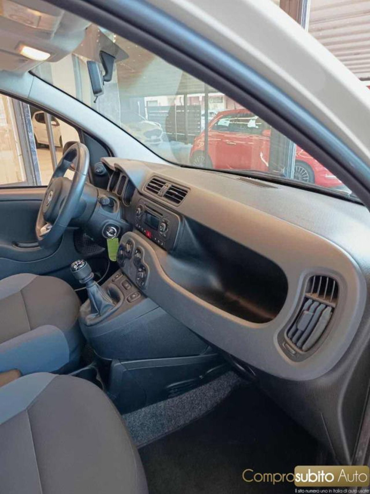 Fiat Panda 0.9 TwinAir Turbo Natural Power Pandazzurri (14)