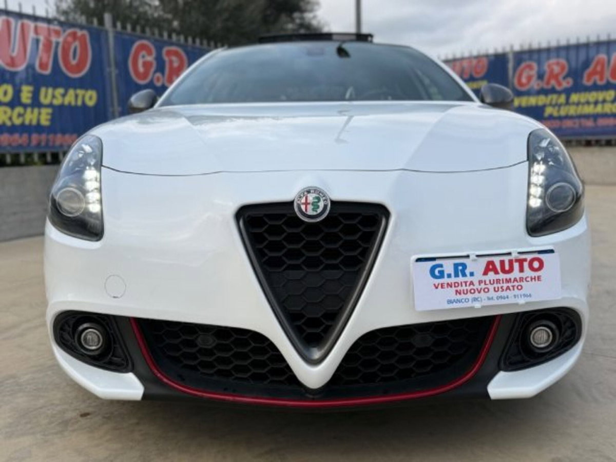 Alfa Romeo Giulietta 1750 turbo Veloce 240cv tct (2)