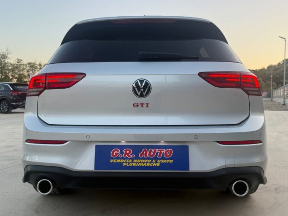 Volkswagen Golf 2.0 tsi GTI MT Ultimate 245cv (4)
