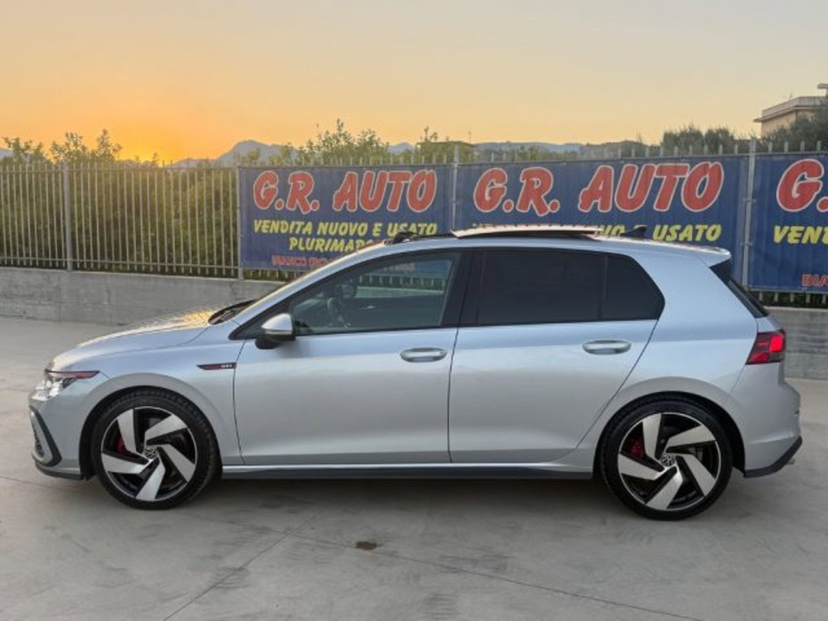 Volkswagen Golf 2.0 tsi GTI MT Ultimate 245cv (8)