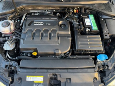 Audi A3 Sedan 1.6 TDI 116 CV Sport (11)