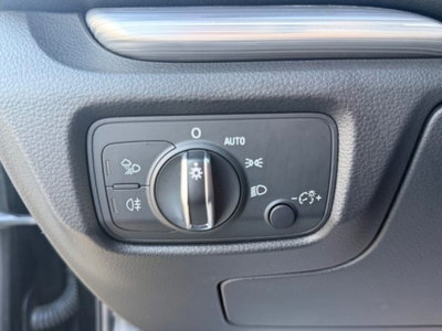 Audi A3 Sedan 1.6 TDI 116 CV Sport (18)
