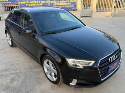 Audi A3 Sedan 1.6 TDI 116 CV Sport (4)