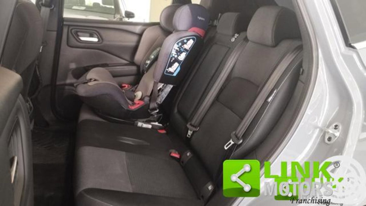 Nissan Qashqai 1.5 e-power 90th Anniversary 2wd (12)