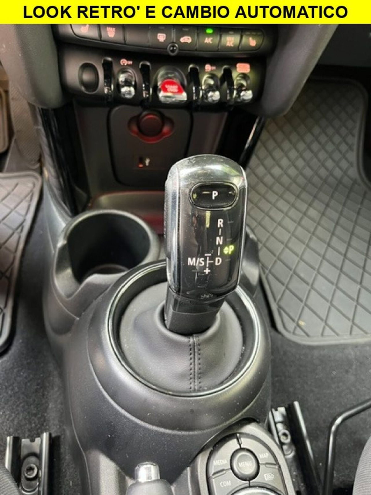 MINI Mini Cabrio 1.5 Cooper Cabrio (7)