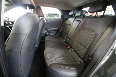 Kia XCeed 1.5 T-GDi 160 CV MHEV DCT Business (12)