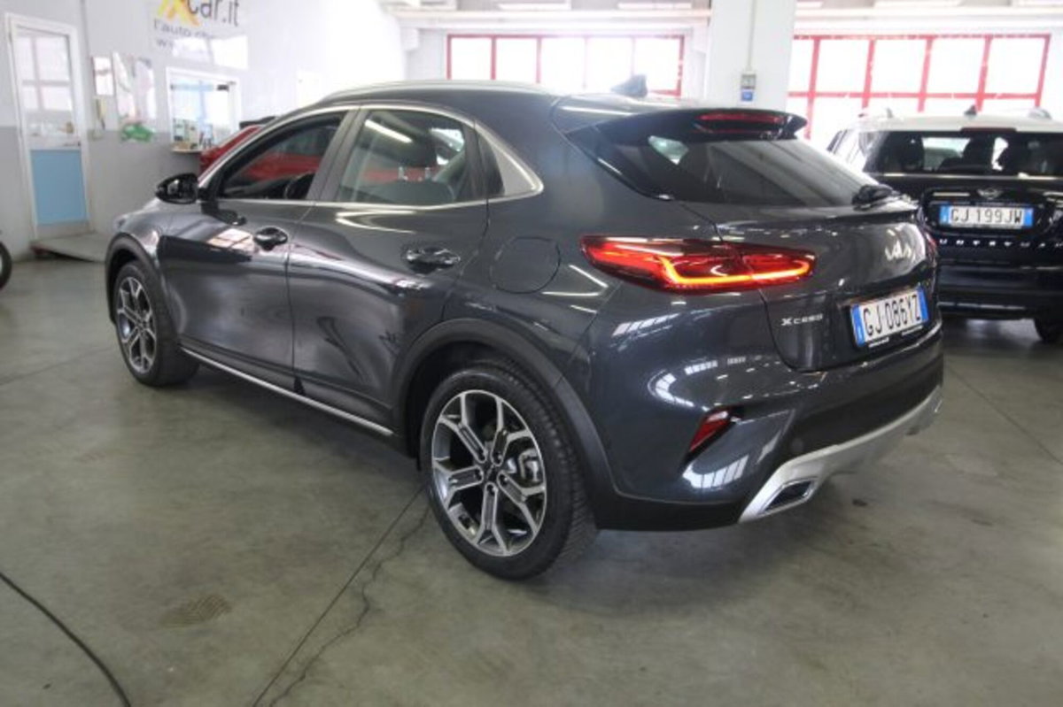 Kia XCeed 1.5 T-GDi 160 CV MHEV DCT Business (4)