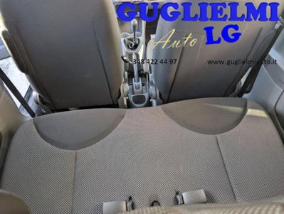 Toyota Aygo 1.0 12V VVT-i 3 porte Sol (19)