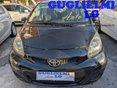 Toyota Aygo 1.0 12V VVT-i 3 porte Sol (2)