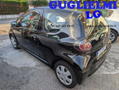 Toyota Aygo 1.0 12V VVT-i 3 porte Sol (5)
