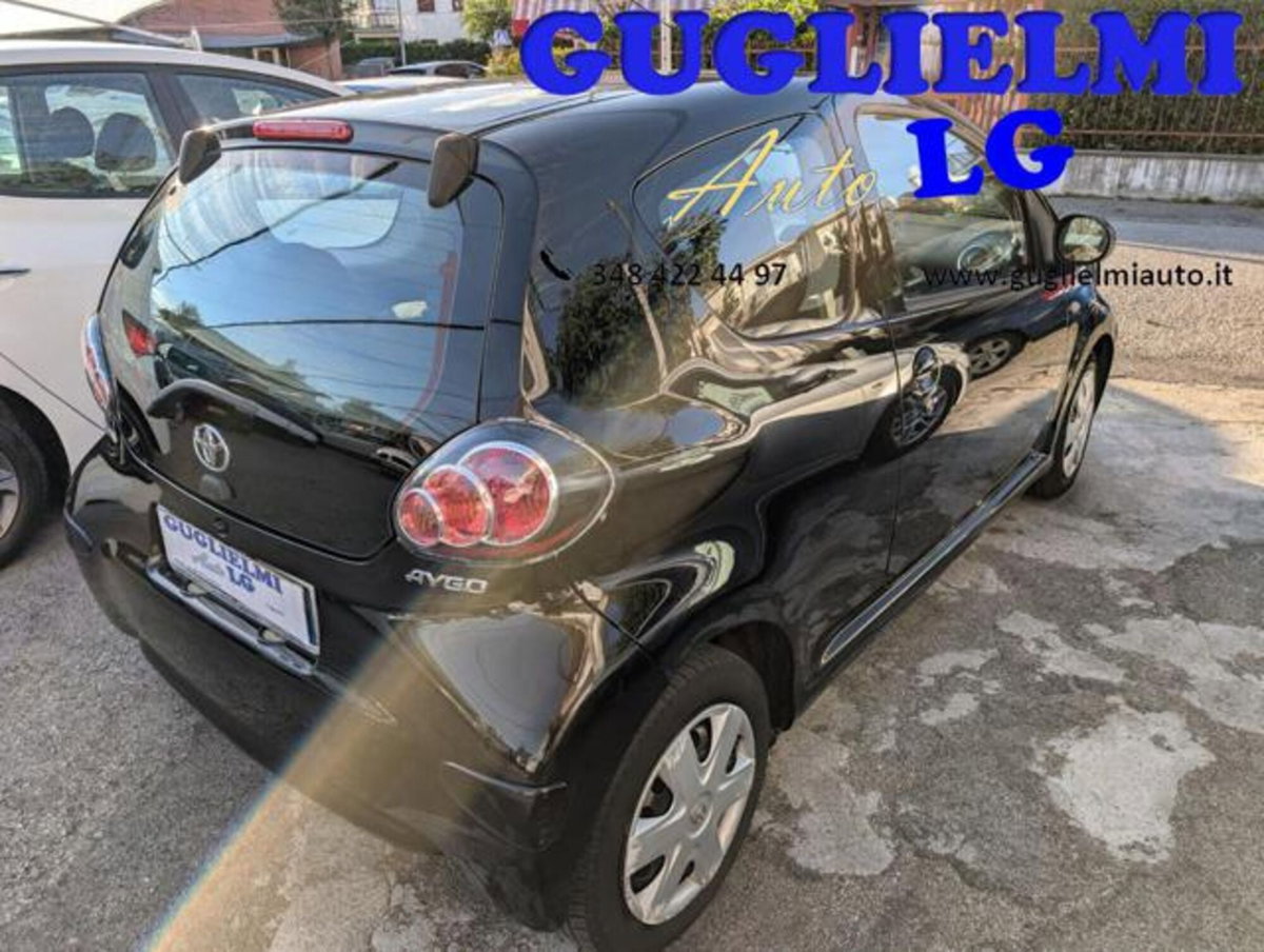 Toyota Aygo 1.0 12V VVT-i 3 porte Sol (8)