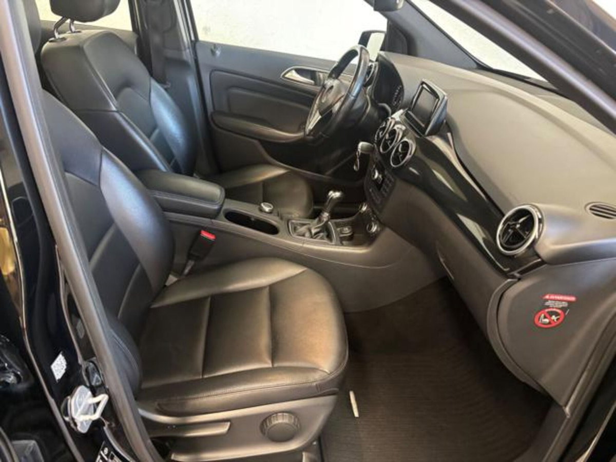 Mercedes-Benz Classe B 180 CDI Premium (11)