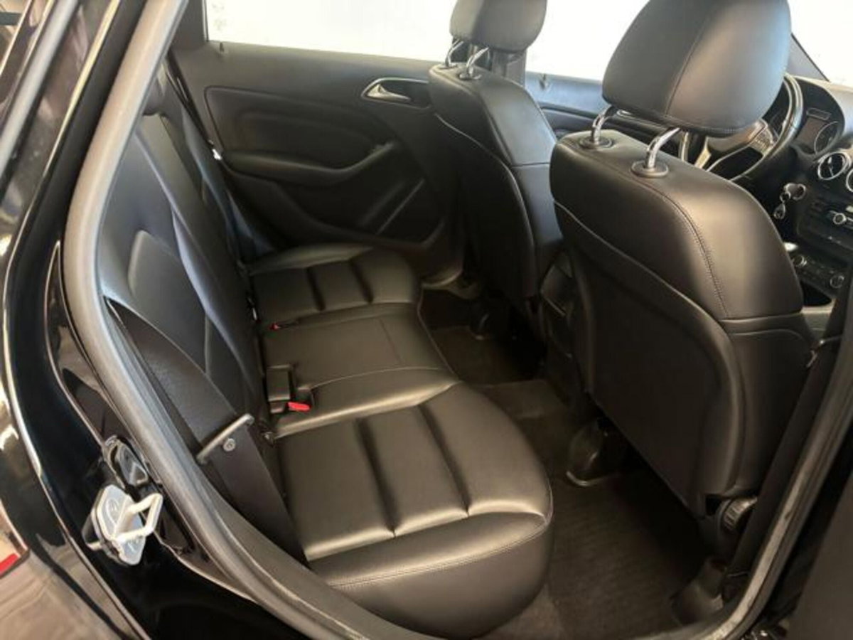 Mercedes-Benz Classe B 180 CDI Premium (12)