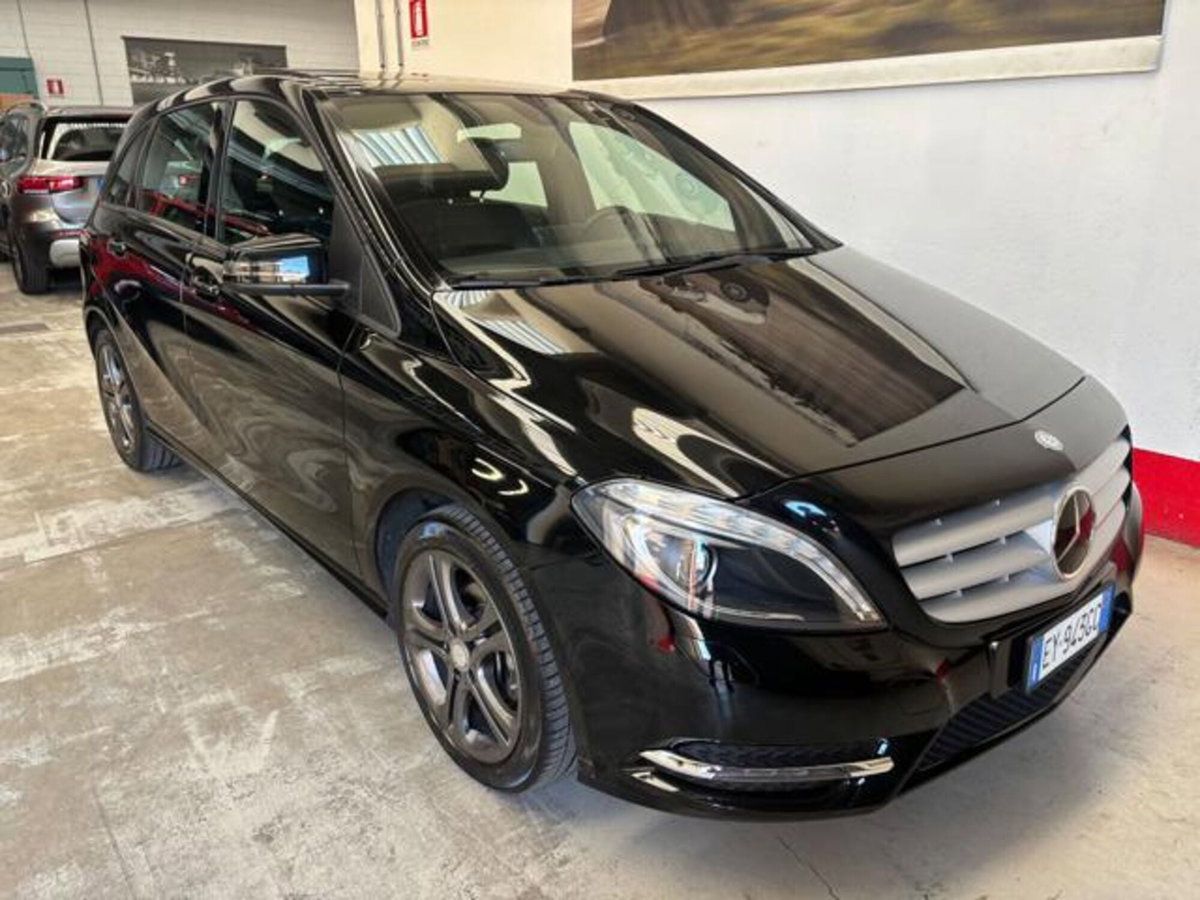 Mercedes-Benz Classe B 180 CDI Premium (4)