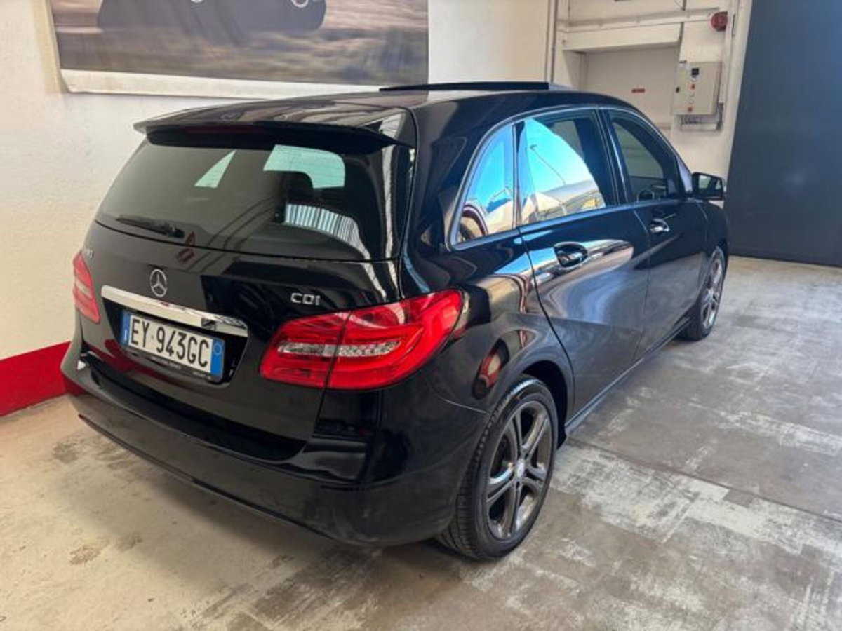 Mercedes-Benz Classe B 180 CDI Premium (6)