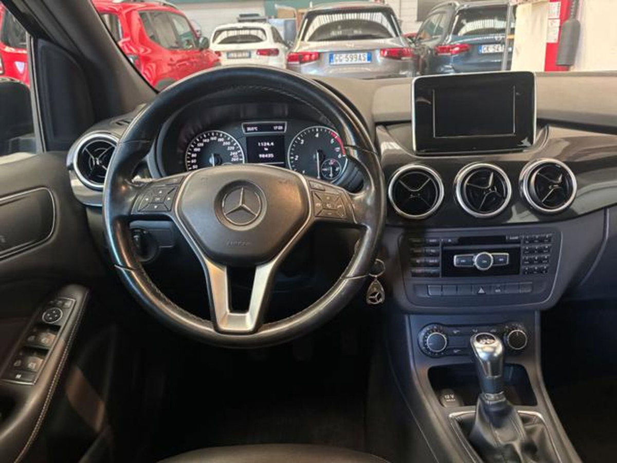 Mercedes-Benz Classe B 180 CDI Premium (9)