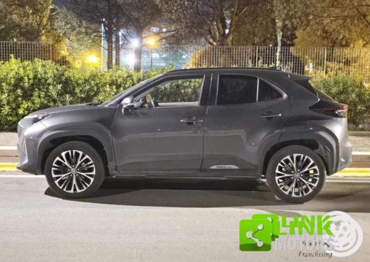 Toyota Yaris Cross 1.5 Hybrid 5p. E-CVT Lounge (3)