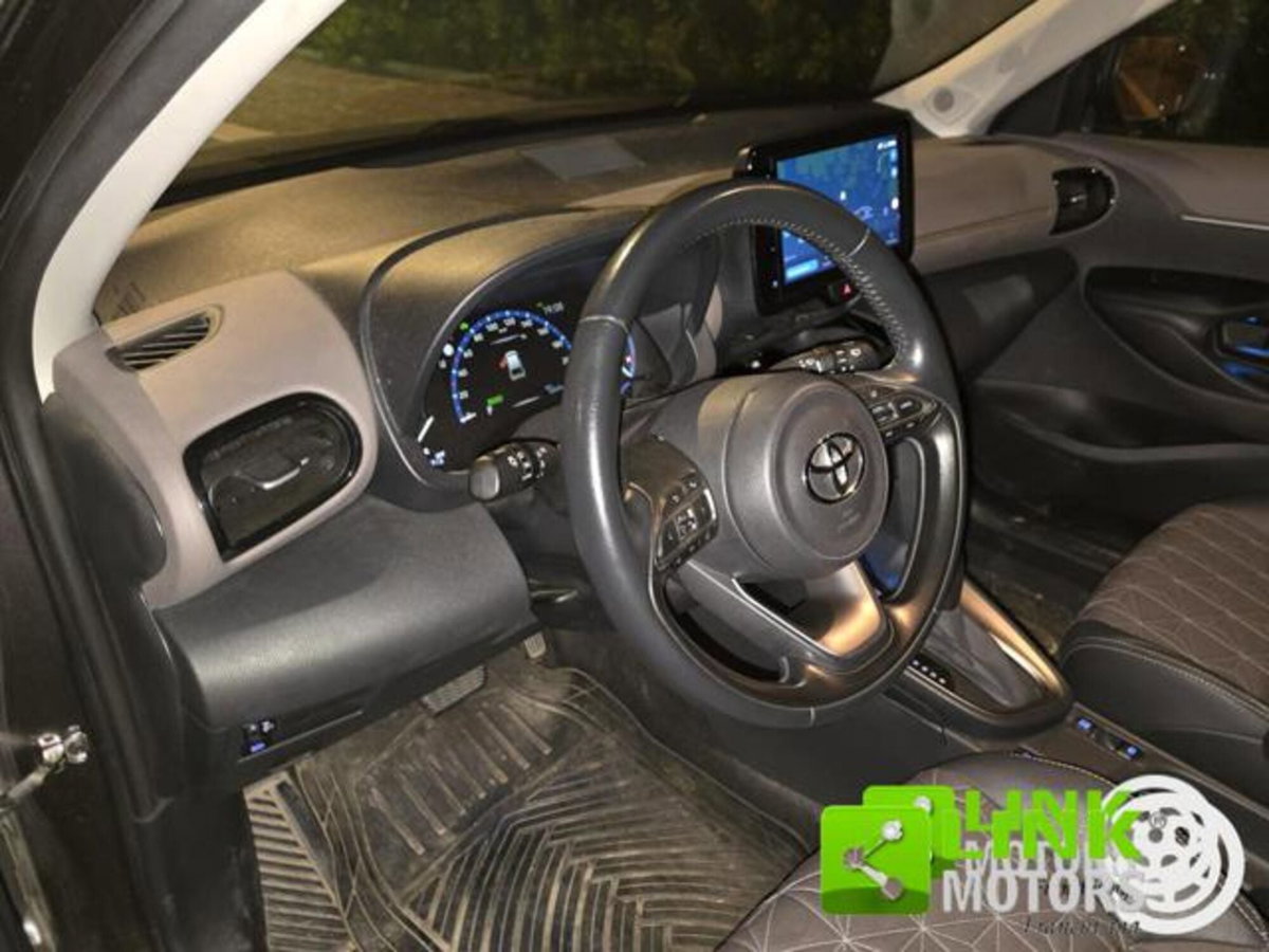 Toyota Yaris Cross 1.5 Hybrid 5p. E-CVT Lounge (4)