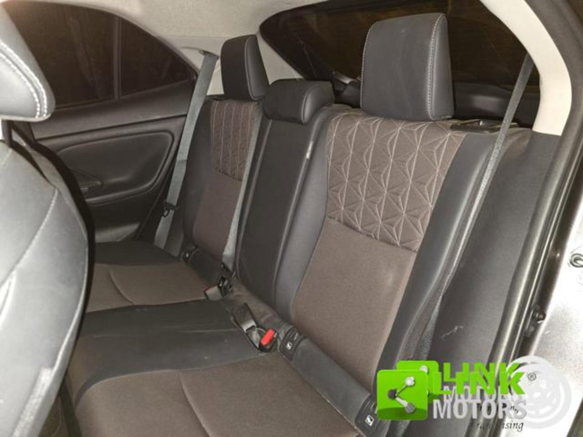 Toyota Yaris Cross 1.5 Hybrid 5p. E-CVT Lounge (7)